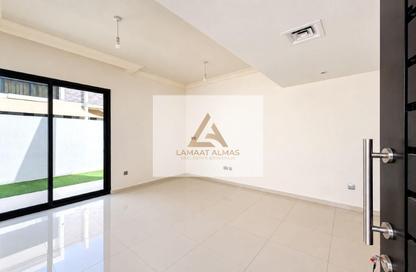 Townhouse - 3 - 5 for rent in Coursetia - Damac Hills 2 - Dubai