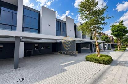 Townhouse - 2 - 4 for sale in Phase 4 - Masaar 3 - Al Rowdat Suburb - Sharjah