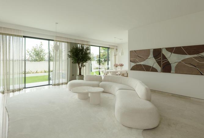 76976892 - Property Image 2