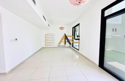 Apartment - 3 Bedrooms - 5 Bathrooms for rent in Nasma Residence - Al Tai - Sharjah Apartment - 3 Bedrooms - 5 Bathrooms for rent in Nasma Residence - Al Tai - Sharjah