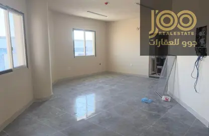 سكن عمال - استوديو - 1 حمام للايجار في أم الثعوب - أم القيوين سكن عمال - استوديو - 1 حمام للايجار في أم الثعوب - أم القيوين