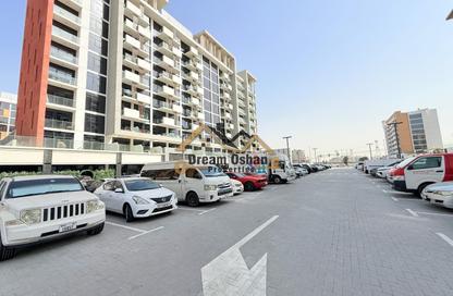 Shop - Studio - 2 Bathrooms for rent in Azizi Riviera 23 - Azizi Riviera - Meydan One - Meydan - Dubai