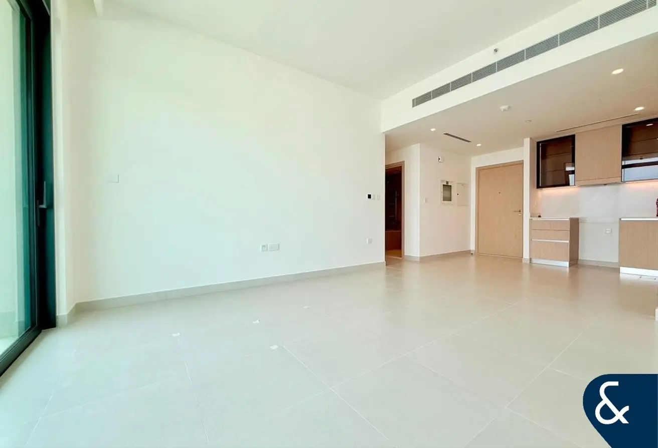 156893737 - Property Main Image
