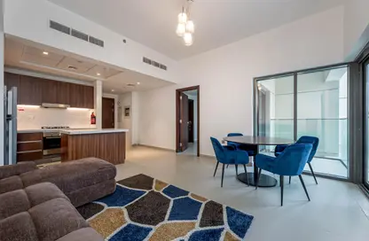 شقة - 2 غرف نوم - 2 حمامات للبيع في عزيزي برتون - الفرجان - دبي