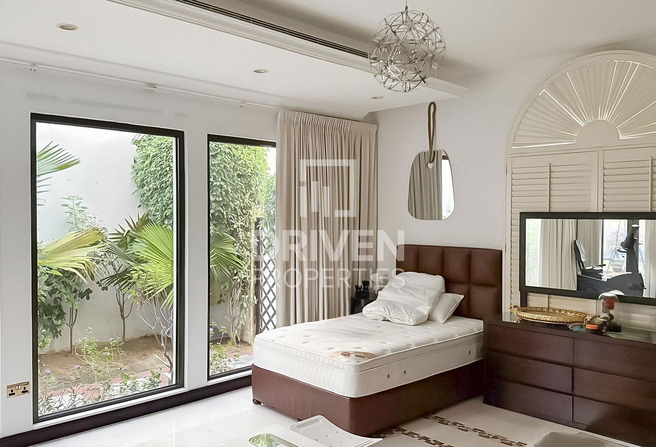 Luxury Villa | Fully Furnished | Private Beach photo 9