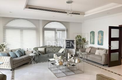 Villa - 5 Bedrooms - 6 Bathrooms for rent in Garden Homes Frond L - Garden Homes - Palm Jumeirah - Dubai Villa - 5 Bedrooms - 6 Bathrooms for rent in Garden Homes Frond L - Garden Homes - Palm Jumeirah - Dubai