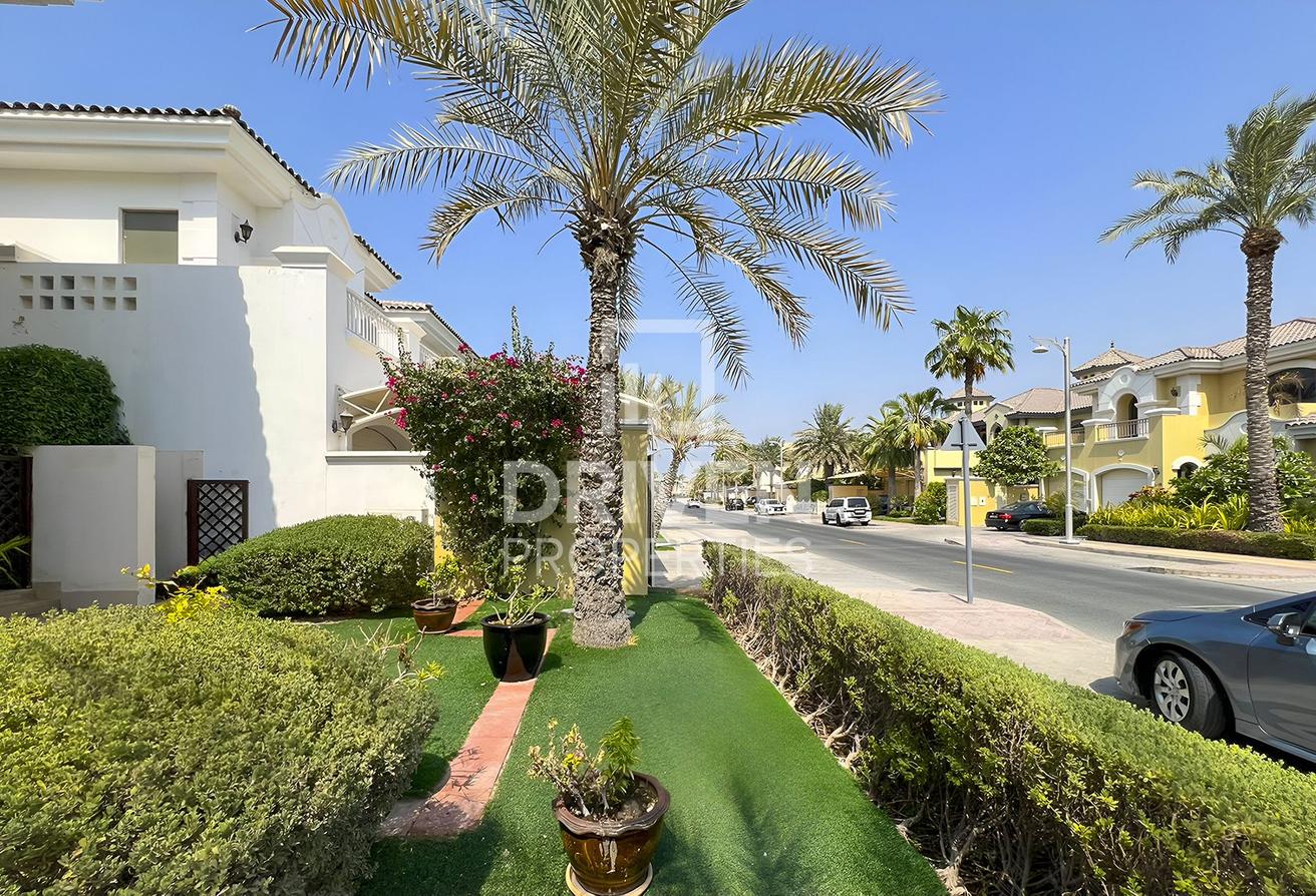 Luxury Villa | Fully Furnished | Private Beach photo 16