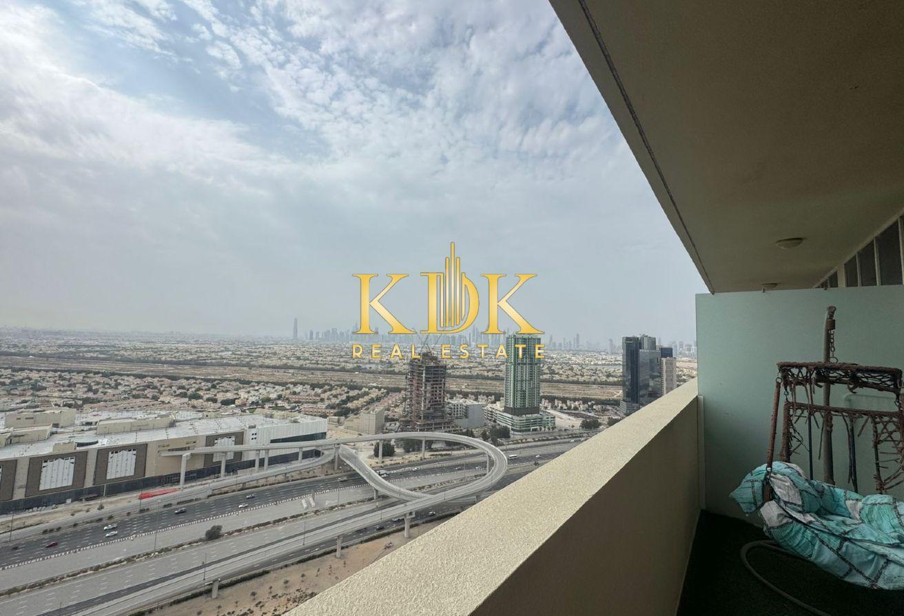 Fully furnished | Well Maintained | Ready to Move photo 4