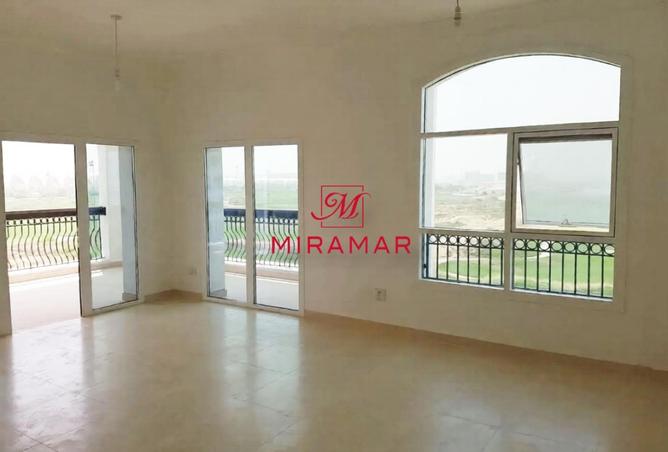 56144077 - Property Image 2