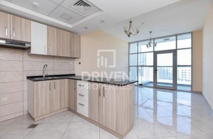 Apartment - Studio - 1 Bathroom for rent in Chaimaa Premiere - District 15 - Jumeirah Village Circle - Dubai