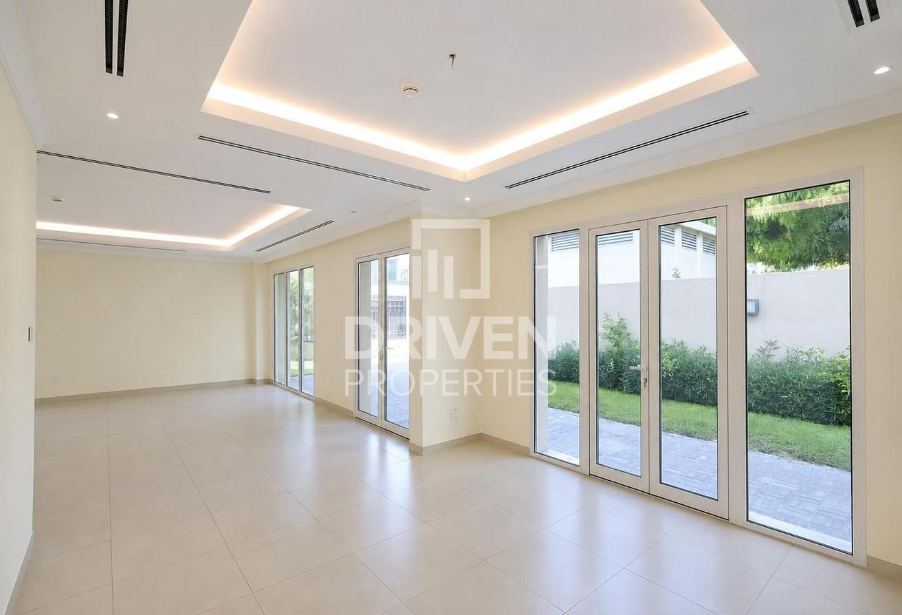 Vacant and Spacious Plot | Well Maintained photo 7