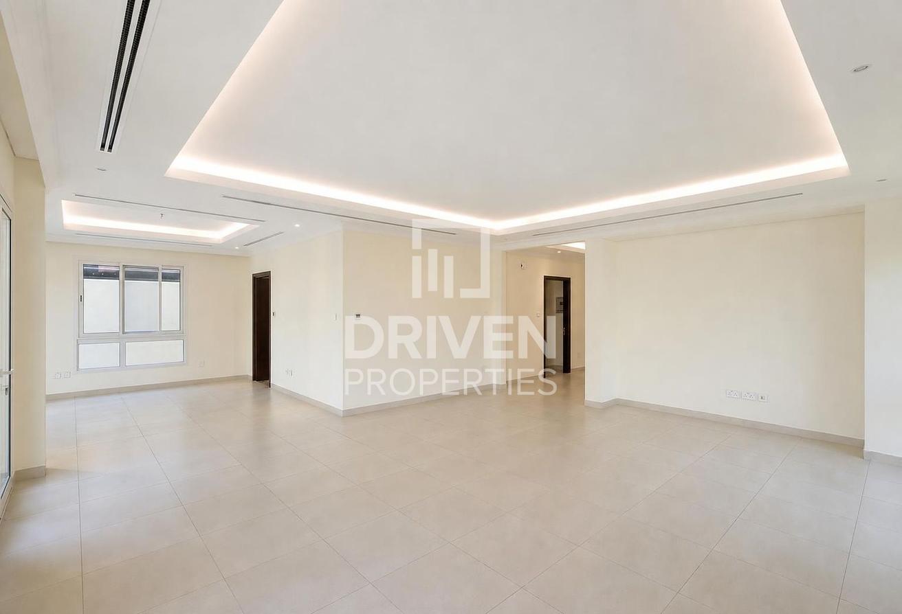 Vacant and Spacious Plot | Well Maintained photo 5