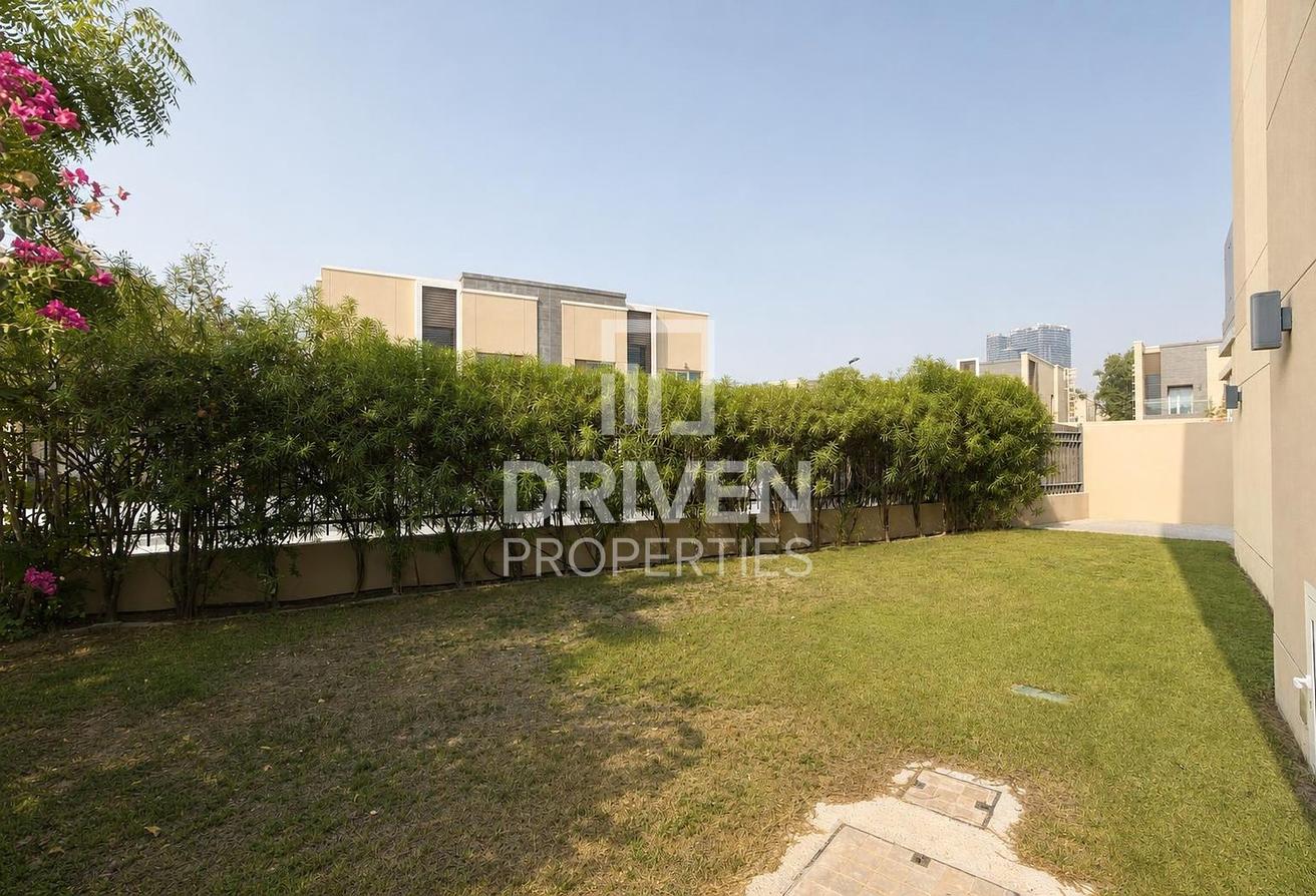 Vacant and Spacious Plot | Well Maintained photo 18