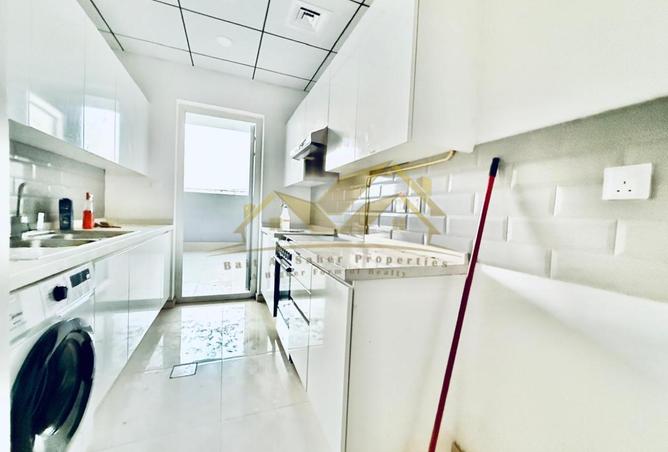 126577369 - Property Image 3