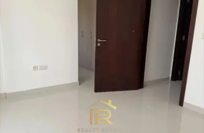 Apartment - 2 Bedrooms - 3 Bathrooms for rent in Spanish Tower - Dubai Sports City - Dubai