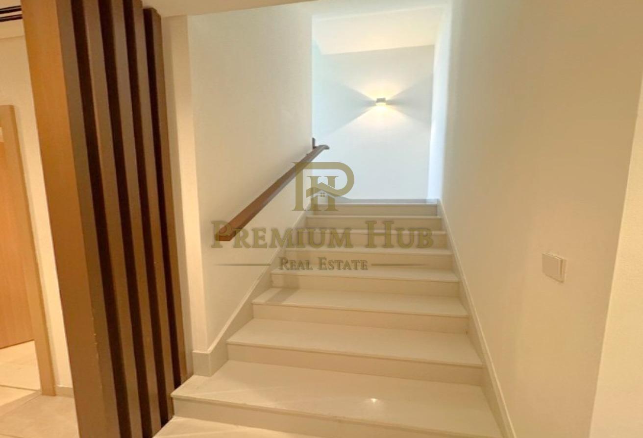 4 Bedrooms Single Row Villa | Rooftop Terrace photo 11