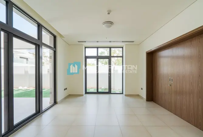 156002743 - Property Image 3