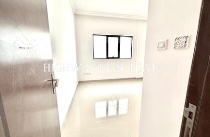 Apartment - 3 Bedrooms - 3 Bathrooms for rent in Muwaileh 29 Building - Muwaileh - Sharjah