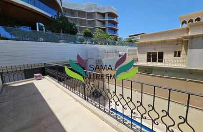 فيلا - 5 غرف نوم - 4 حمامات للايجار في فلل الجميرا 2 - جميرا 2 - جميرا - دبي