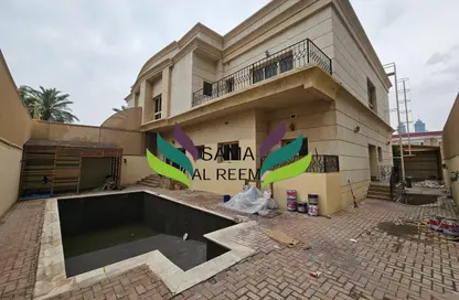 فيلا - 5 غرف نوم - 4 حمامات للايجار في فلل الجميرا 2 - جميرا 2 - جميرا - دبي