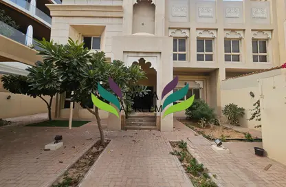 فيلا - 5 غرف نوم - 4 حمامات للايجار في فلل الجميرا 2 - جميرا 2 - جميرا - دبي فيلا - 5 غرف نوم - 4 حمامات للايجار في فلل الجميرا 2 - جميرا 2 - جميرا - دبي