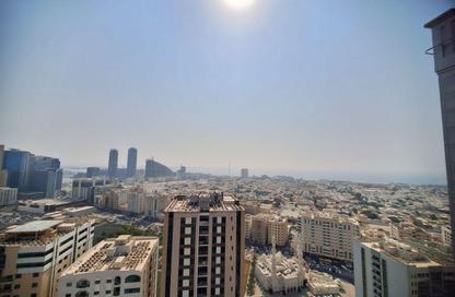 Apartment - 3 Bedrooms - 4 Bathrooms for rent in Ameer Bu Khamseen Tower - Al Majaz 3 - Al Majaz - Sharjah