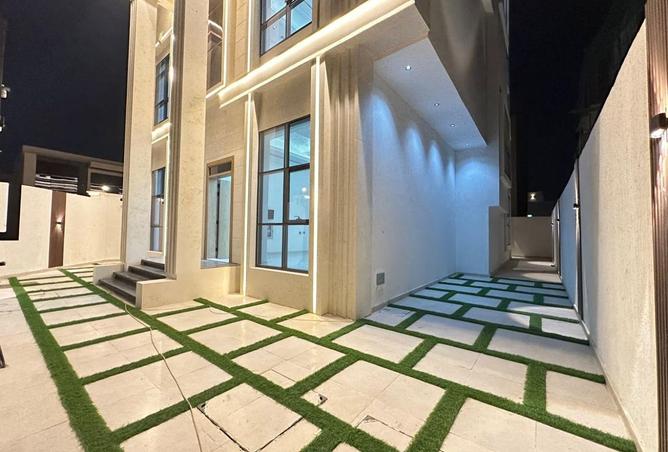 102411559 - Property Image 3