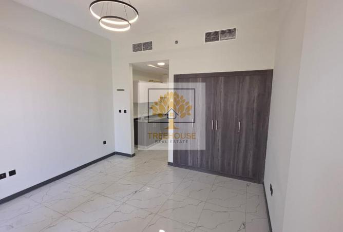104119137 - Property Image 2
