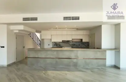 Villa - 3 Bedrooms - 4 Bathrooms for sale in Falcon Island North - Falcon Island - Al Hamra Village - Ras Al Khaimah Villa - 3 Bedrooms - 4 Bathrooms for sale in Falcon Island North - Falcon Island - Al Hamra Village - Ras Al Khaimah
