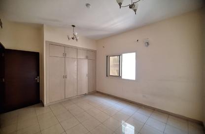 Apartment - 2 - 3 for rent in Al Majaz 3 - Al Majaz - Sharjah Apartment - 2 - 3 for rent in Al Majaz 3 - Al Majaz - Sharjah