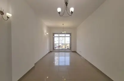 Apartment - 2 Bedrooms - 2 Bathrooms for rent in Silicon Avenue - Dubai Silicon Oasis - Dubai