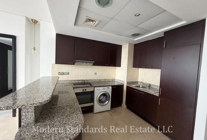 High Floor 1BR | 30+ Floor | DIFC Skyline View photo 3