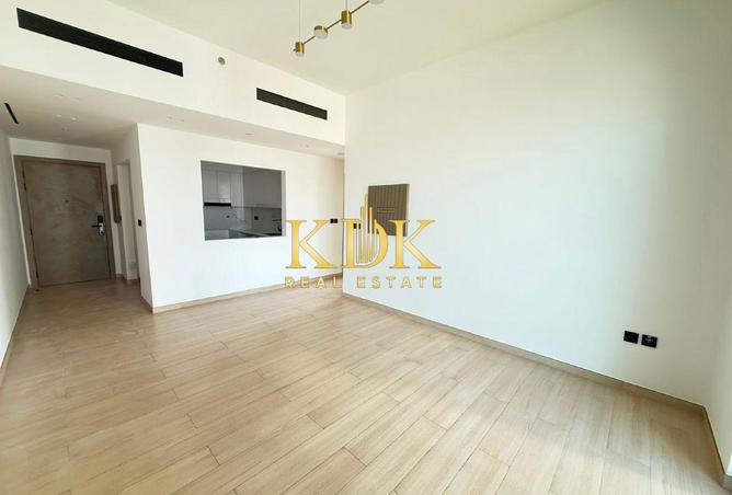 135627041 - Property Image 2