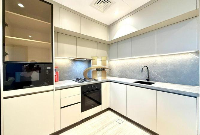 94028648 - Property Image 2