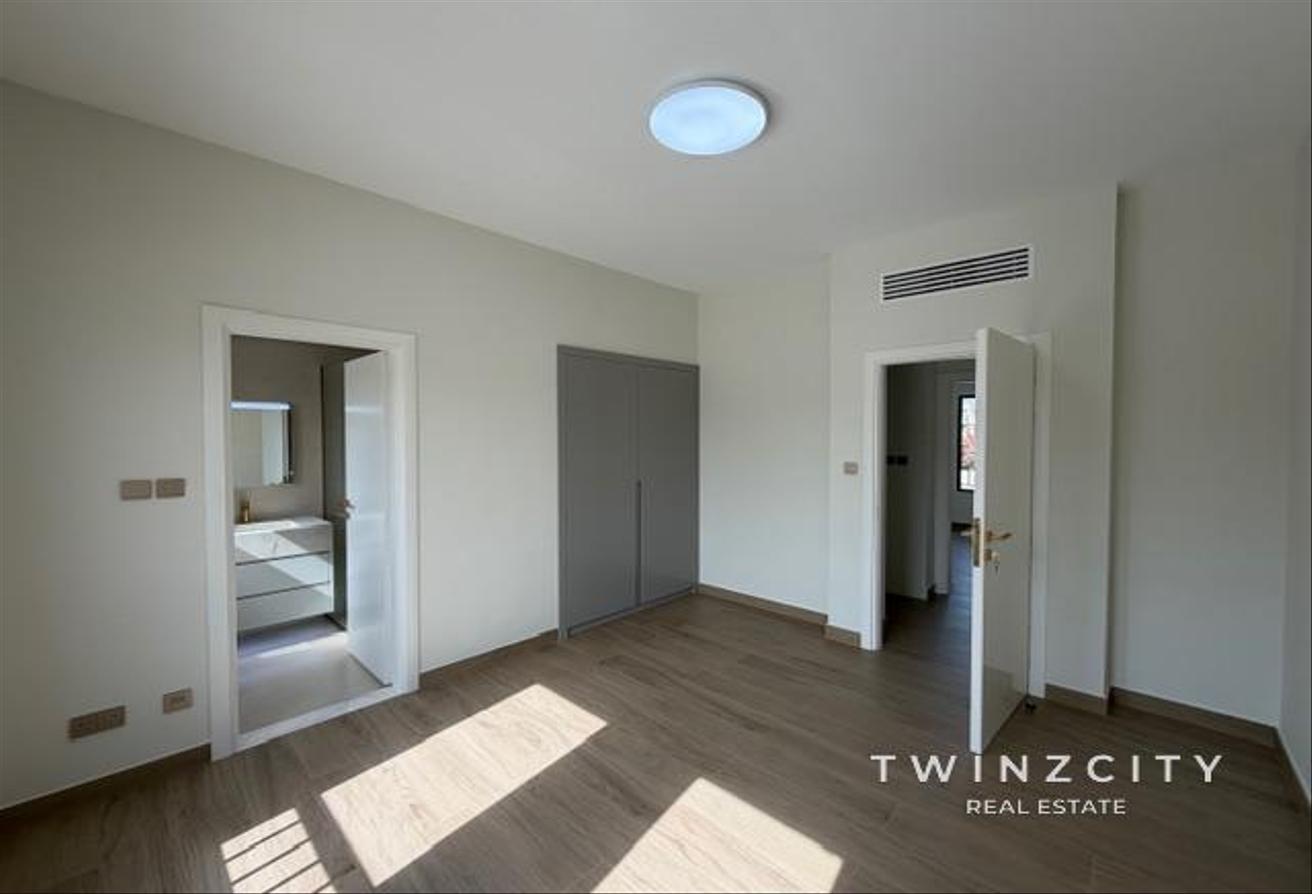 Luxury Upgraded | Pool Backing | With Appliances photo 11