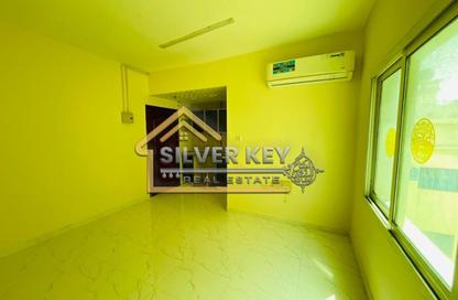 Apartment - Studio - 1 Bathroom for rent in Rolla Square - Rolla Area - Sharjah