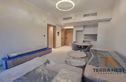 شقة - غرفة نوم - 2 حمامات للايجار في نيفا رزيدنسز - منطقة 16 - قرية جميرا الدائرية - دبي