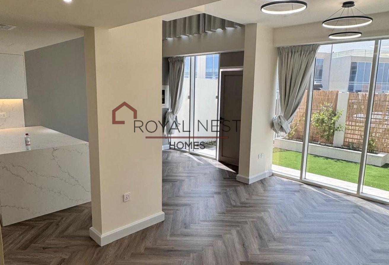 Semi-Furnished | Upgraded | Big Layout | Ready photo 4