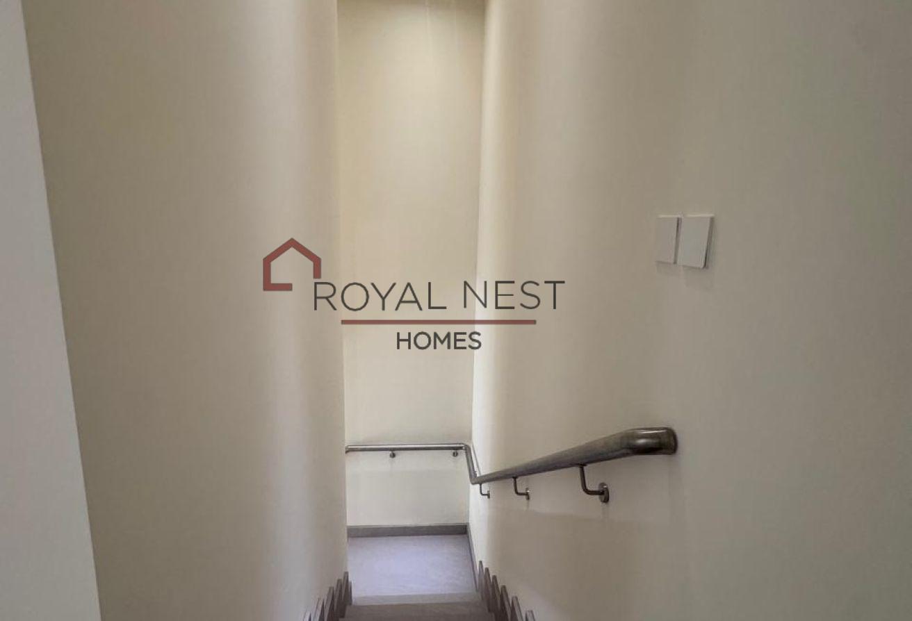 Semi-Furnished | Upgraded | Big Layout | Ready photo 16