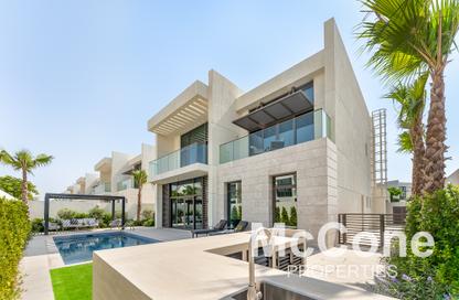 Villa - 5 Bedrooms - 6 Bathrooms for rent in District 6 - Jumeirah Park - Dubai Villa - 5 Bedrooms - 6 Bathrooms for rent in District 6 - Jumeirah Park - Dubai