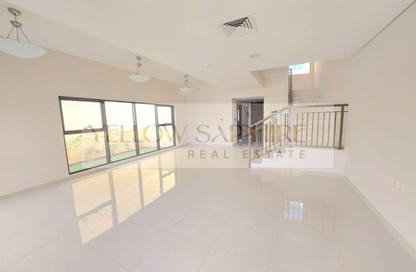 Townhouse - 3 - 4 for rent in Arenco Villas - District 14 - Jumeirah Village Circle - Dubai