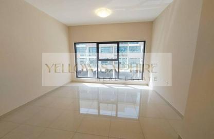 Townhouse - 3 - 4 for rent in Arenco Villas - District 14 - Jumeirah Village Circle - Dubai