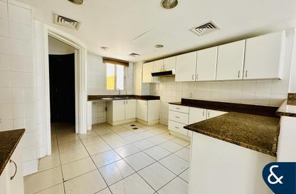 Villa - 3 Bedrooms - 3 Bathrooms for rent in Forat - The Lakes - Dubai