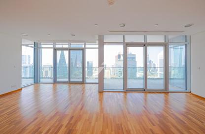 Apartment - 3 Bedrooms - 3 Bathrooms for rent in Burj Daman - DIFC - Dubai