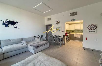 Apartment - 1 Bedroom - 2 Bathrooms for rent in V2 - Dubai Sports City - Dubai