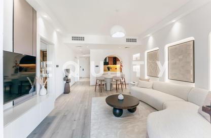 Apartment - 2 Bedrooms - 3 Bathrooms for sale in Yansoon 2 - Yansoon - Old Town - Downtown Dubai - Dubai
