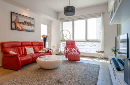 Apartment - 2 Bedrooms - 3 Bathrooms for rent in Marina Residences 1 - Marina Residences - Palm Jumeirah - Dubai