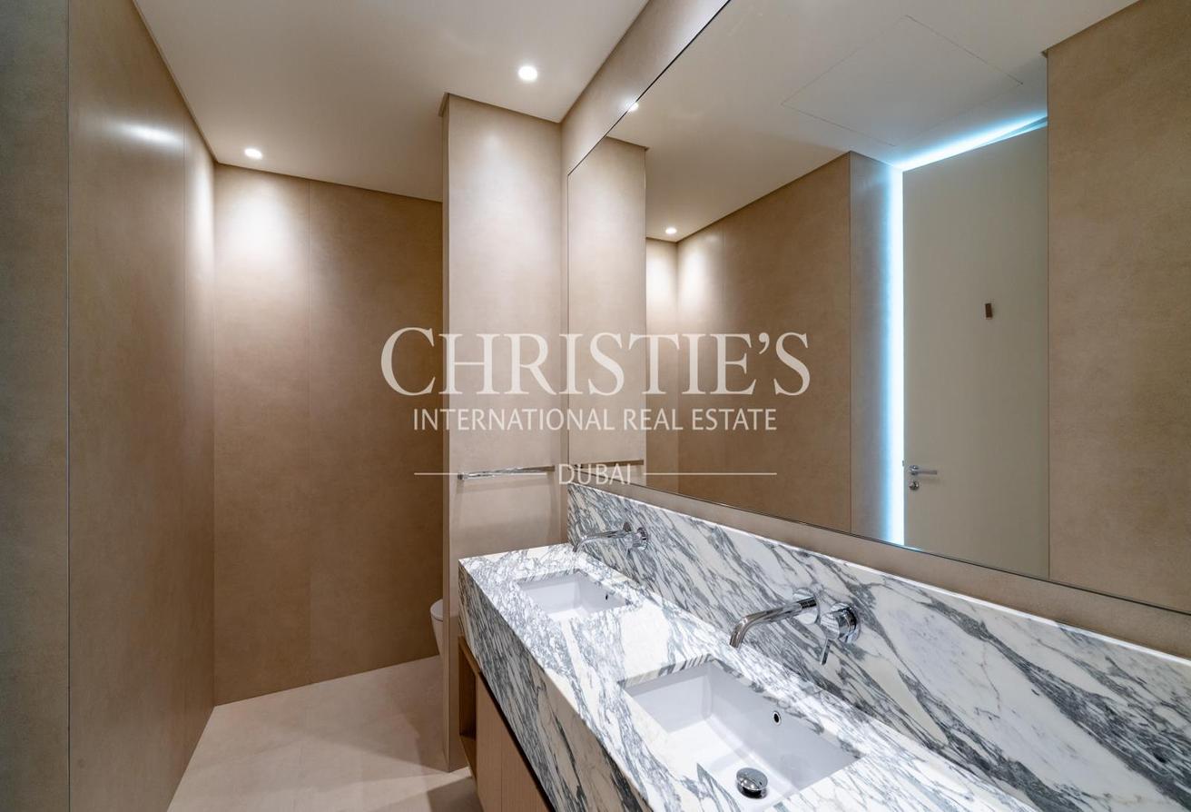 Skyline Elegance | Waterfront Living | 2BR APT photo 15