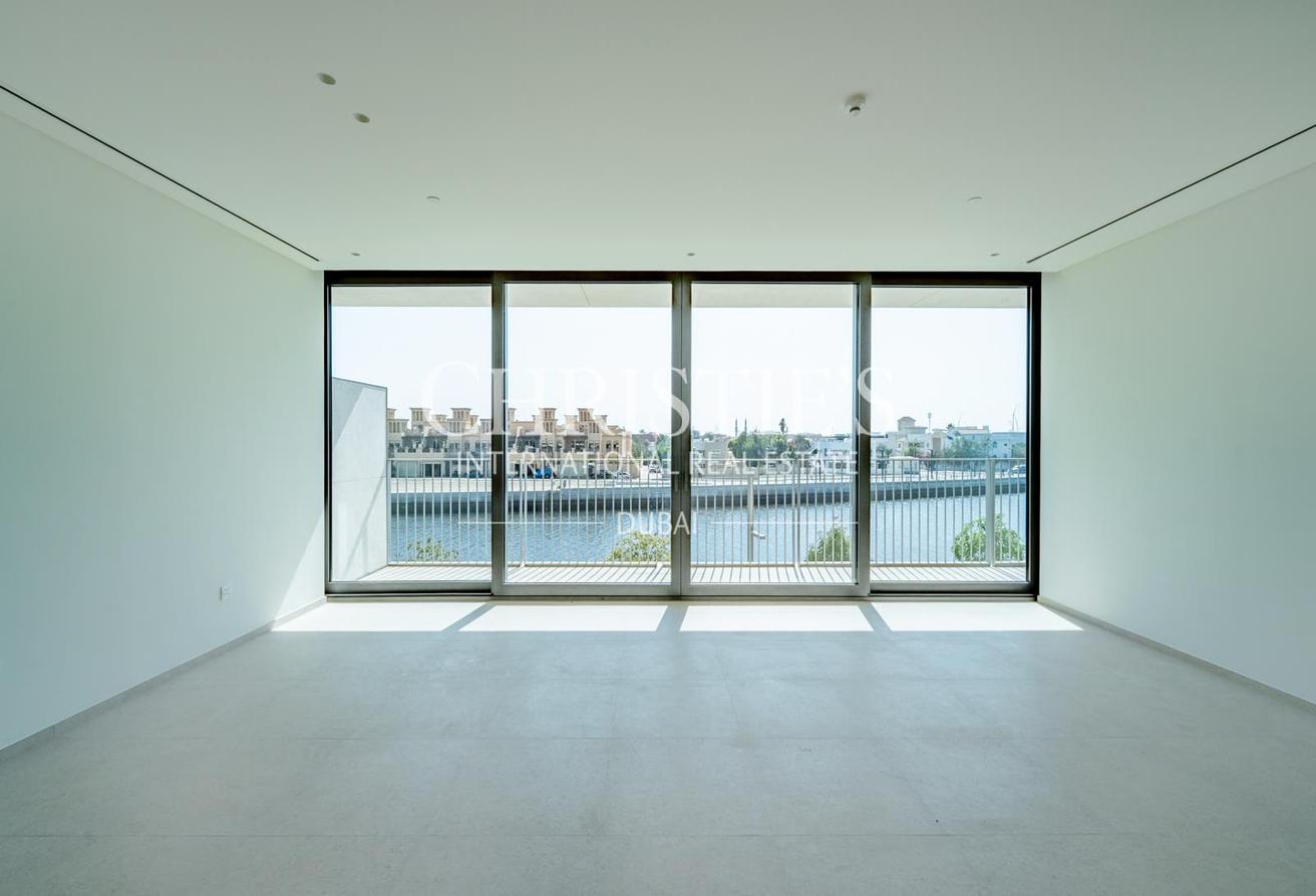 Skyline Elegance | Waterfront Living | 2BR APT photo 2