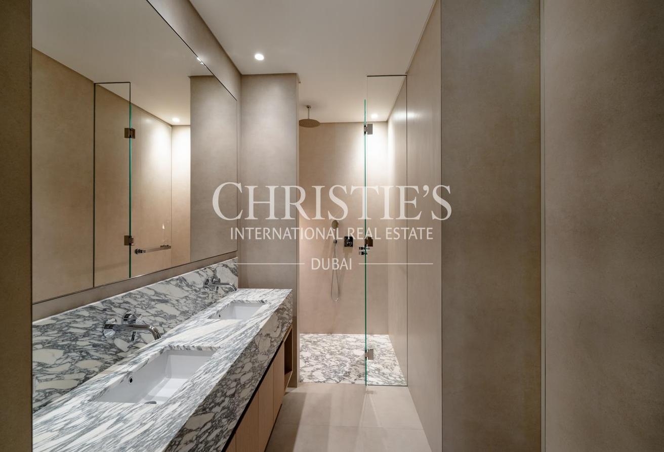 Skyline Elegance | Waterfront Living | 2BR APT photo 14
